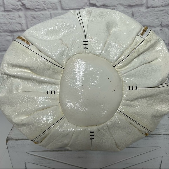 Isabella Fiore White Patent Leather Hobo Bag - Picture 12 of 16